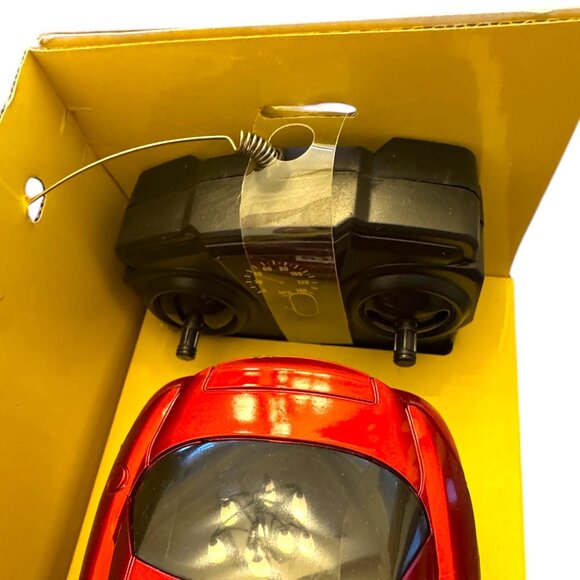 Mercedes-Benz SLR 722 S 1:24 Scale Full Function Radio Control Car NIB - Picture 6 of 8